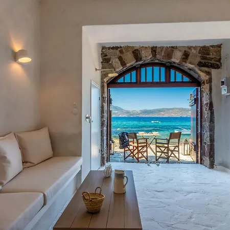 Ferienhaus Neosikos Amazing Beach House In Milos Island