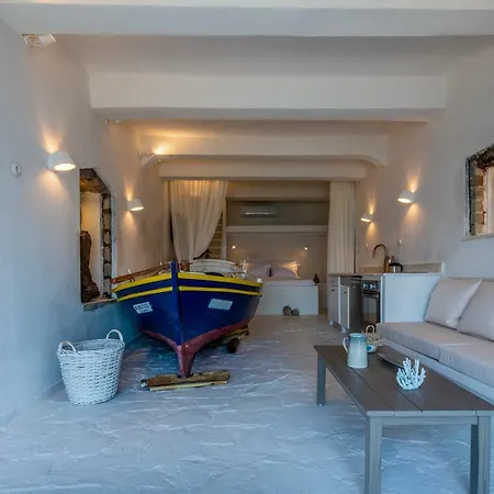 Ferienhaus Neosikos Amazing Beach House In Milos Island Klima (Milos)